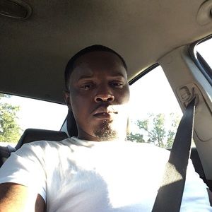 Meet your Posher, Devin